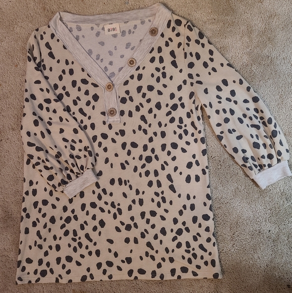 Dalmatian Spots Top - Picture 2 of 7